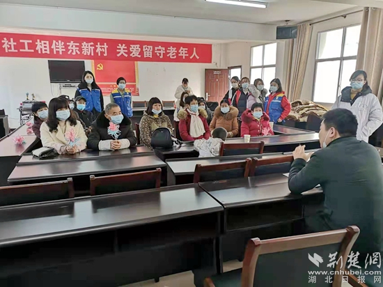 引導(dǎo)老年人樹立正確的健康理念.jpg